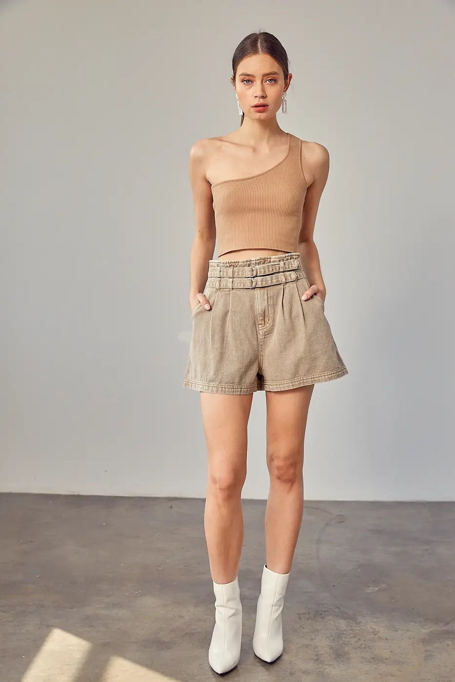 Ivy shorts taupe