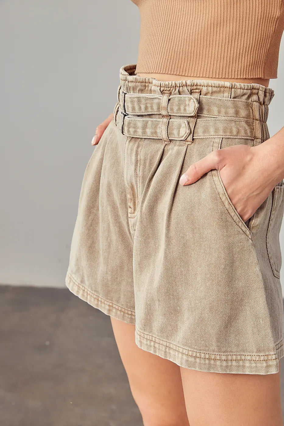 Ivy shorts taupe